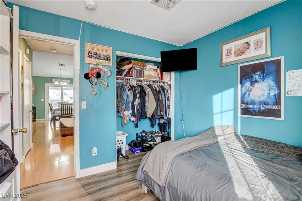 730 Brittany Falls, North Las Vegas, NV 89031