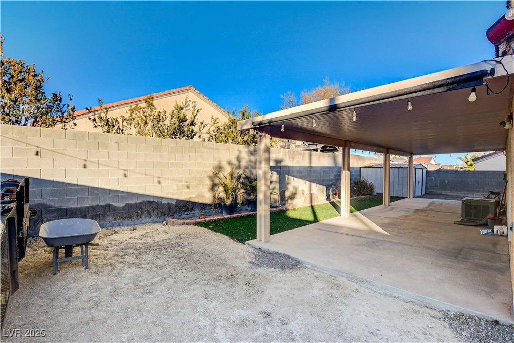 730 Brittany Falls, North Las Vegas, NV 89031