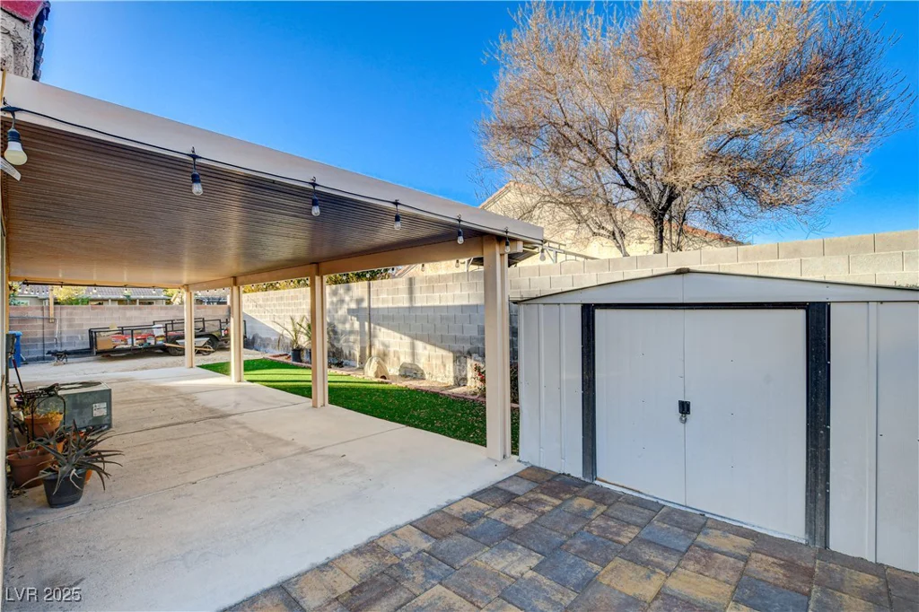 730 Brittany Falls, North Las Vegas, NV 89031
