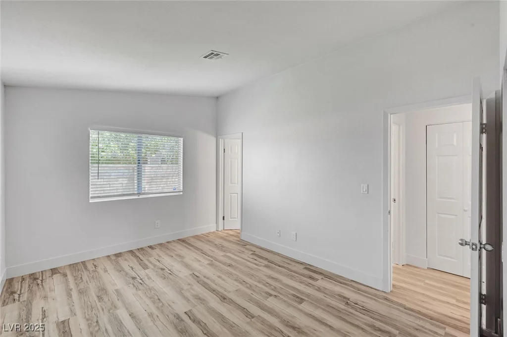 2346 Jack Pine, Las Vegas, NV 89108