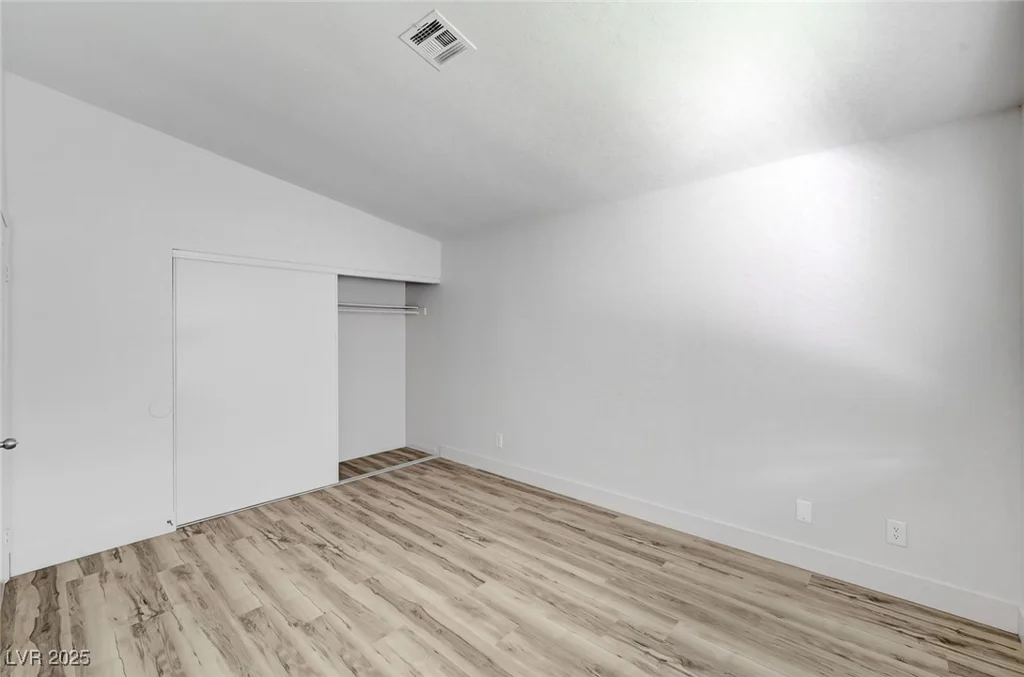 2346 Jack Pine, Las Vegas, NV 89108