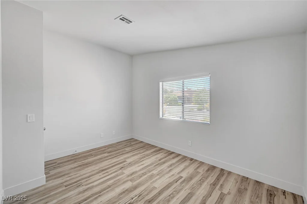 2346 Jack Pine, Las Vegas, NV 89108