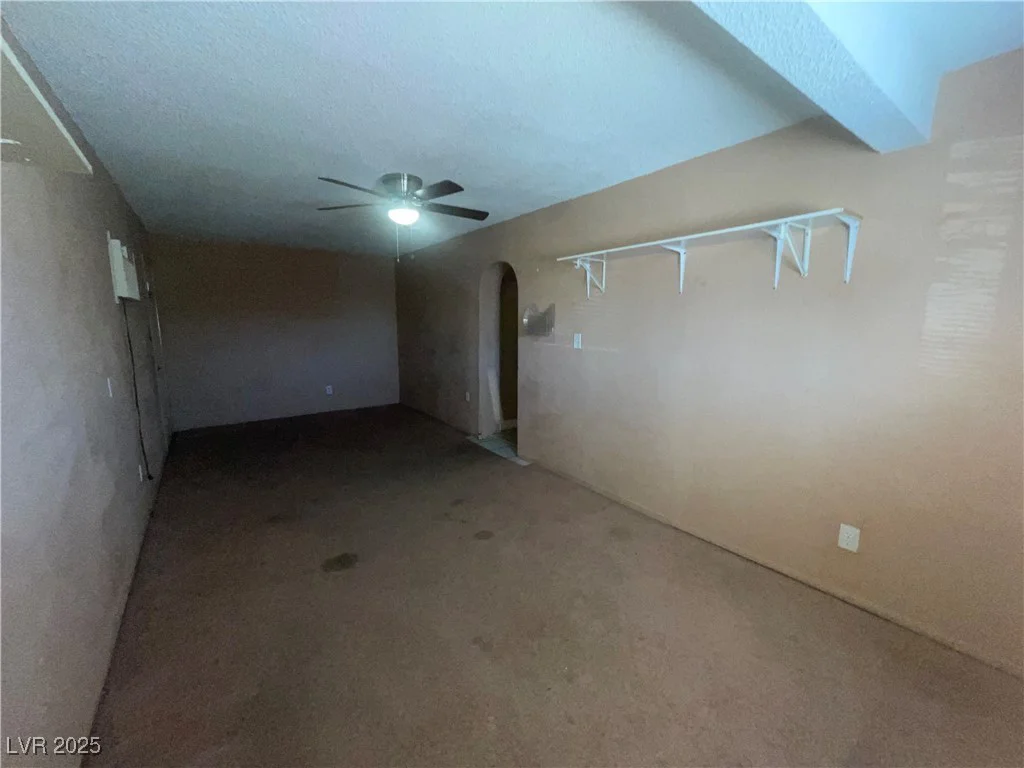 3219 Bluebird, Las Vegas, NV 89121