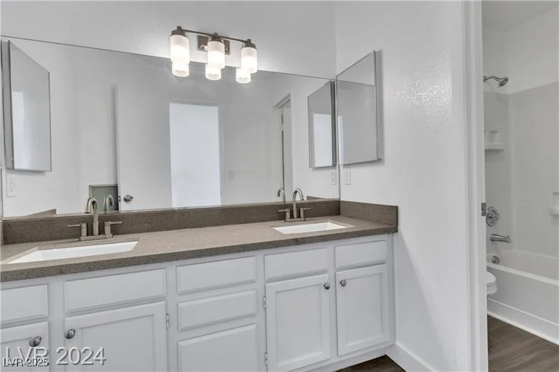 1530 Camarillo, North Las Vegas, NV 89031