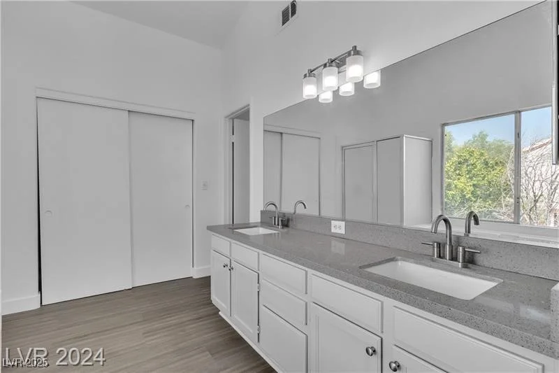 1530 Camarillo, North Las Vegas, NV 89031