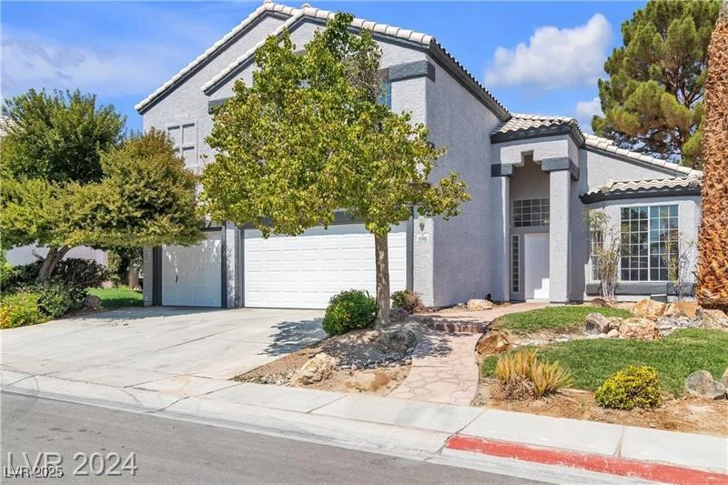 1530 Camarillo, North Las Vegas, NV 89031