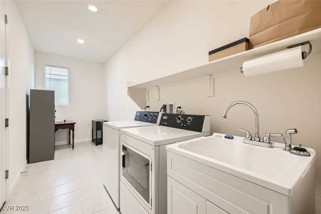 2388 Dalewood, North Las Vegas, NV 89086