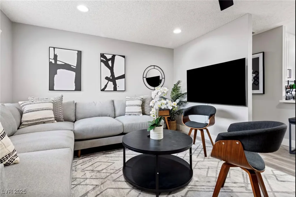 461 Chesapeake, Henderson, NV 89015