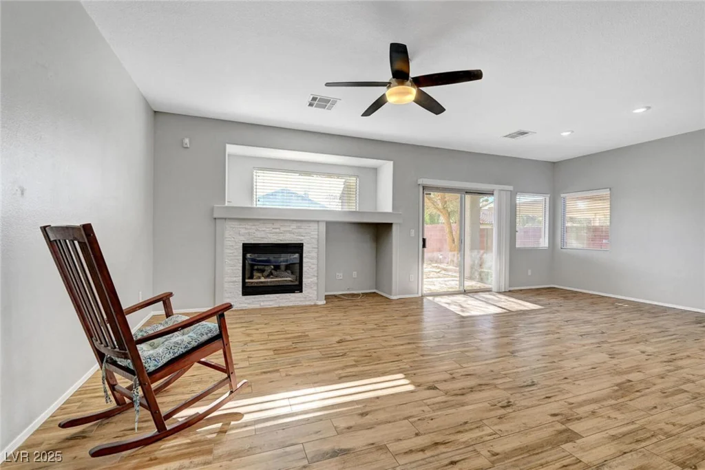 5919 Pavilion Lakes, Las Vegas, NV 89122