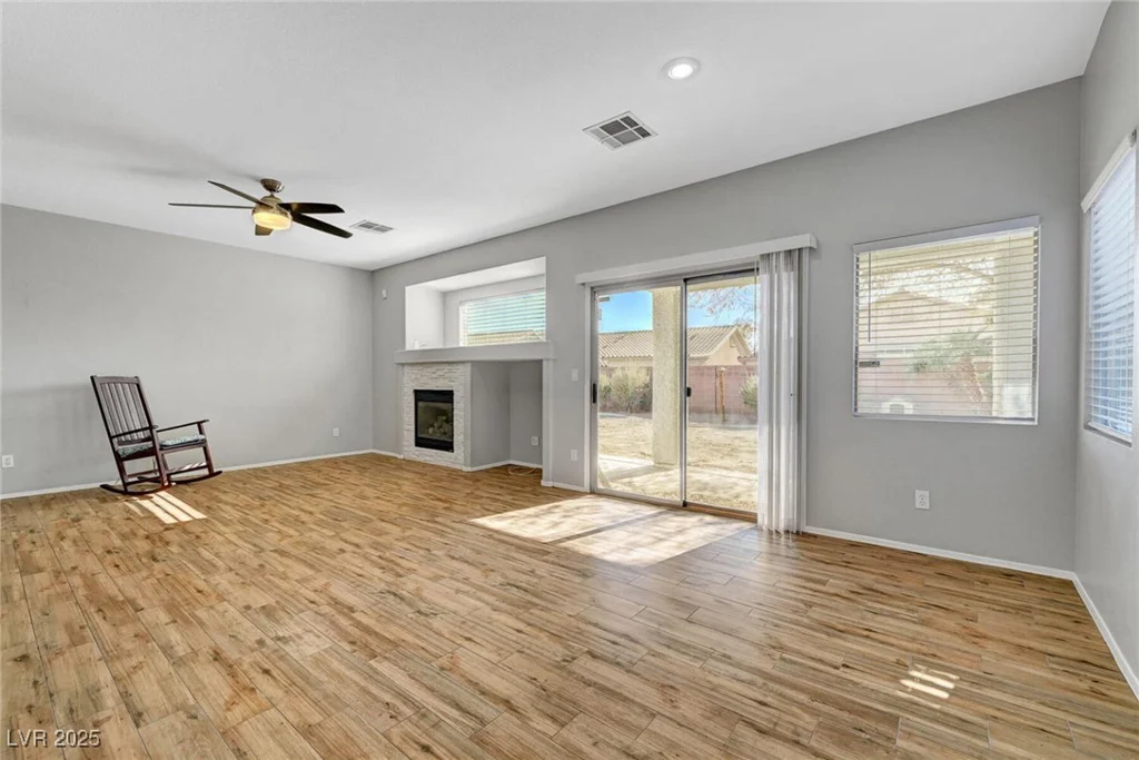 5919 Pavilion Lakes, Las Vegas, NV 89122