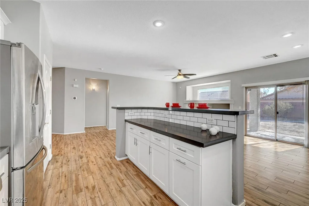 5919 Pavilion Lakes, Las Vegas, NV 89122