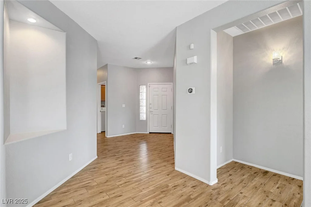 5919 Pavilion Lakes, Las Vegas, NV 89122