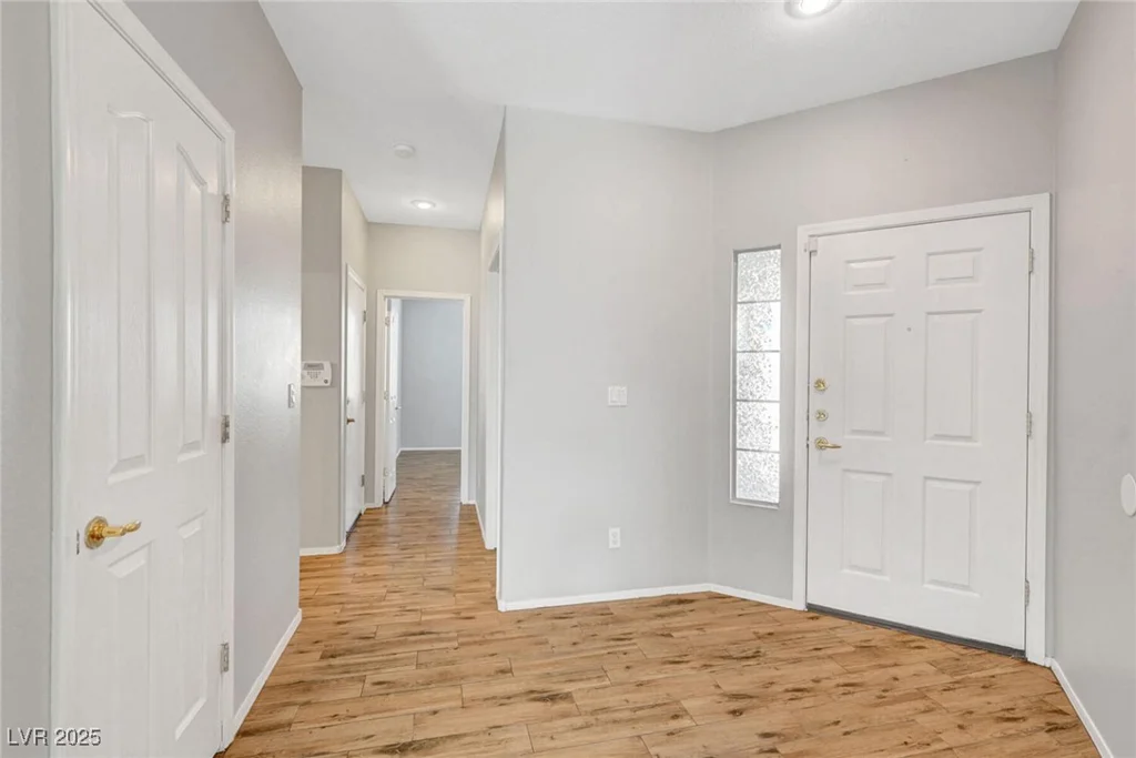 5919 Pavilion Lakes, Las Vegas, NV 89122