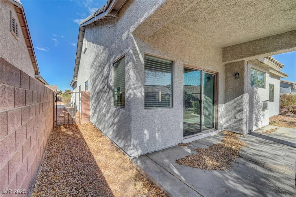 5919 Pavilion Lakes, Las Vegas, NV 89122