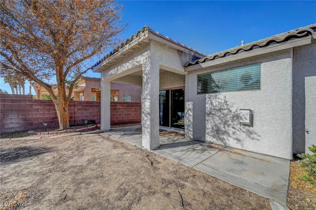 5919 Pavilion Lakes, Las Vegas, NV 89122