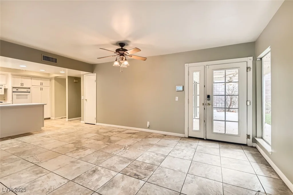 3624 Townsend, Las Vegas, NV 89121