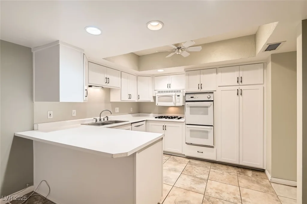 3624 Townsend, Las Vegas, NV 89121