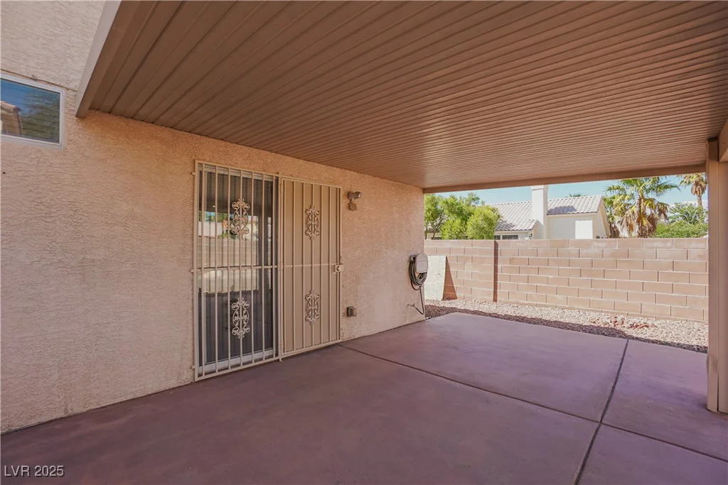 5012 Camino Del Rancho, Las Vegas, NV 89130