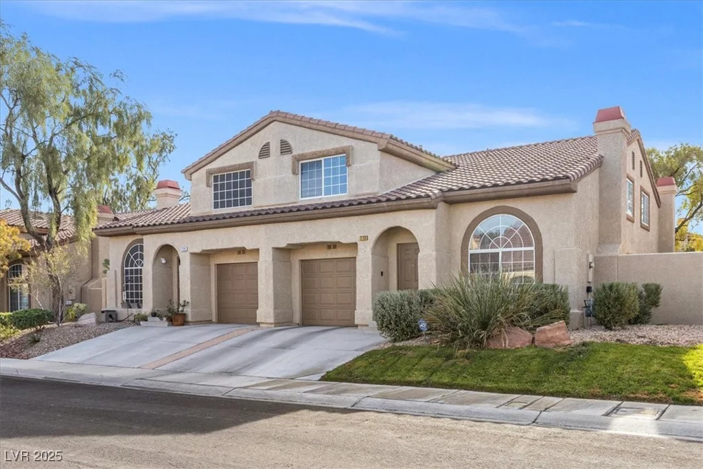 7729 Almeria, Las Vegas, NV 89128