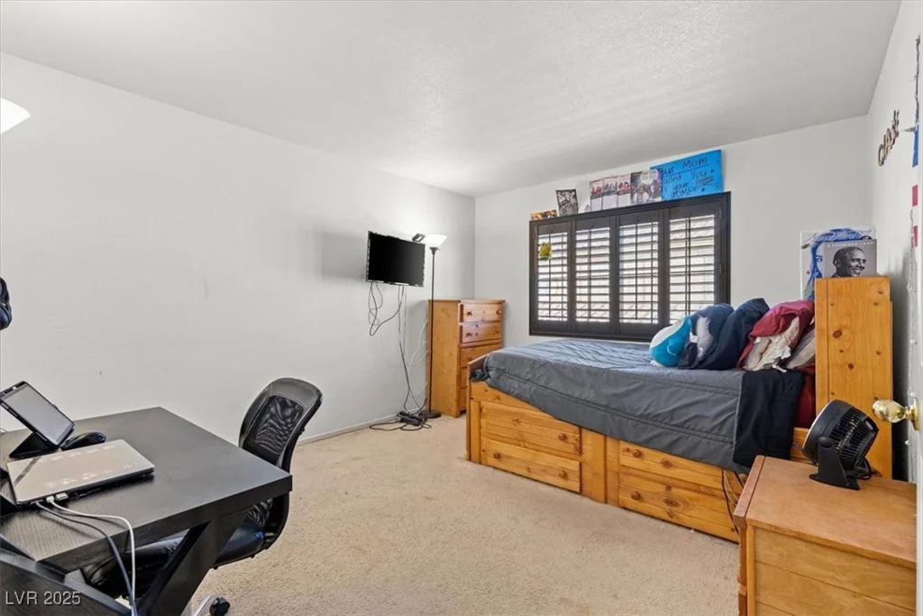 7729 Almeria, Las Vegas, NV 89128
