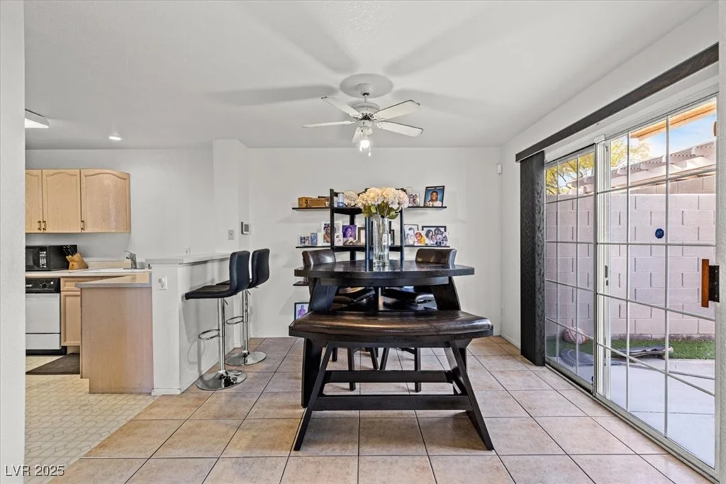 7729 Almeria, Las Vegas, NV 89128