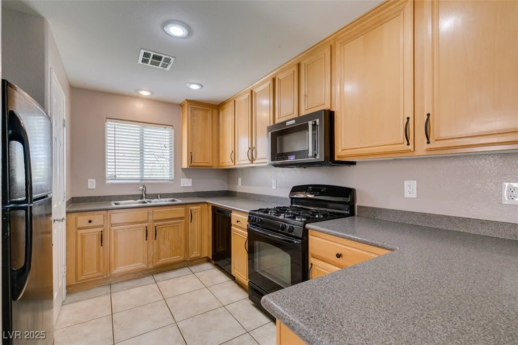 3396 Villa Fiori, Las Vegas, NV 89141