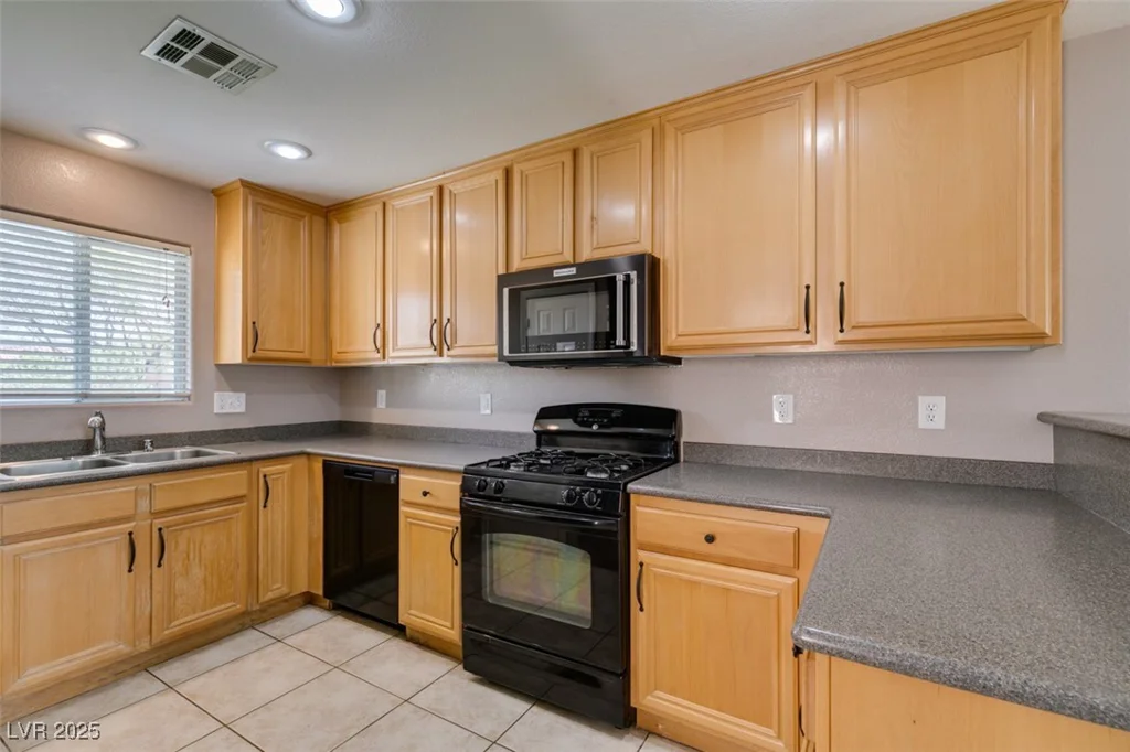 3396 Villa Fiori, Las Vegas, NV 89141