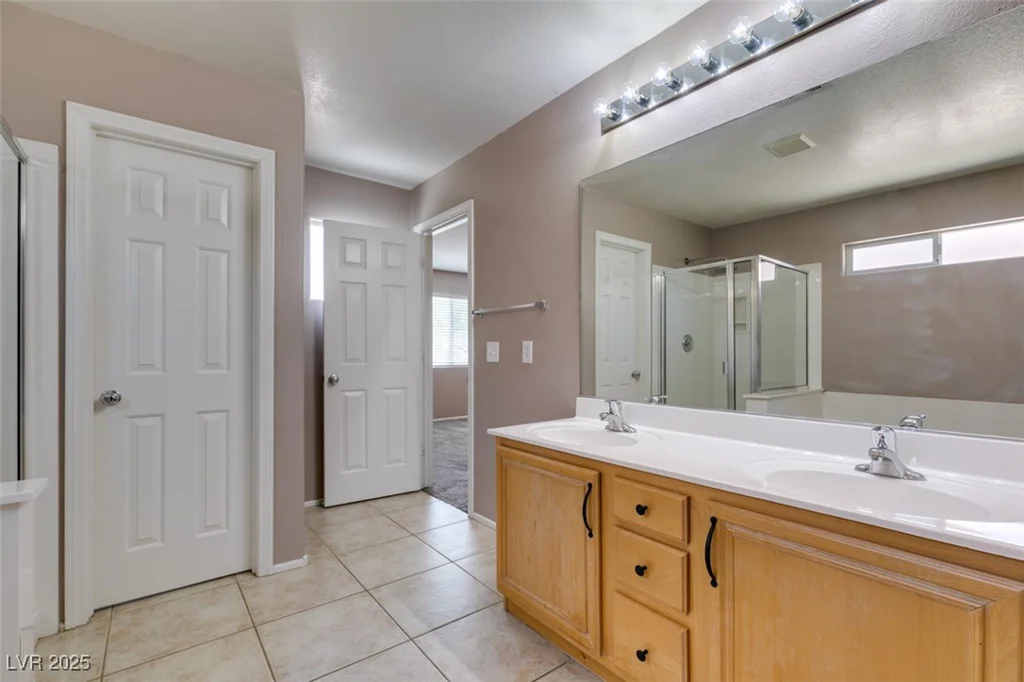3396 Villa Fiori, Las Vegas, NV 89141