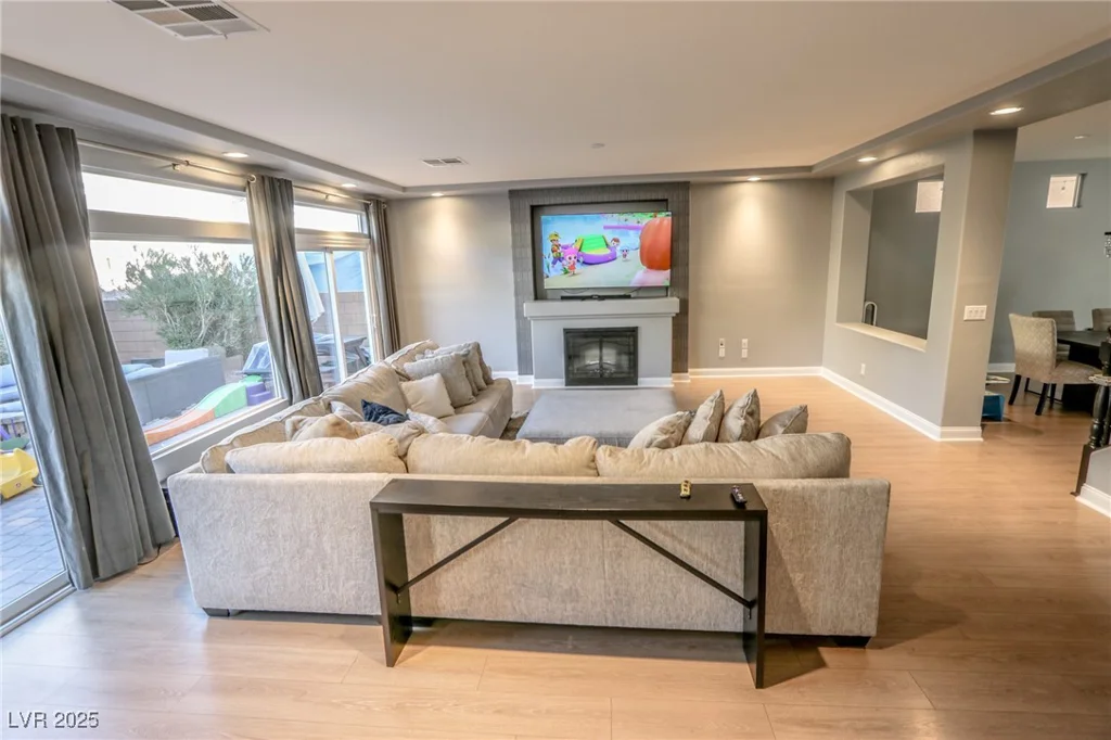 5464 Tartan Hill, Las Vegas, NV 89141