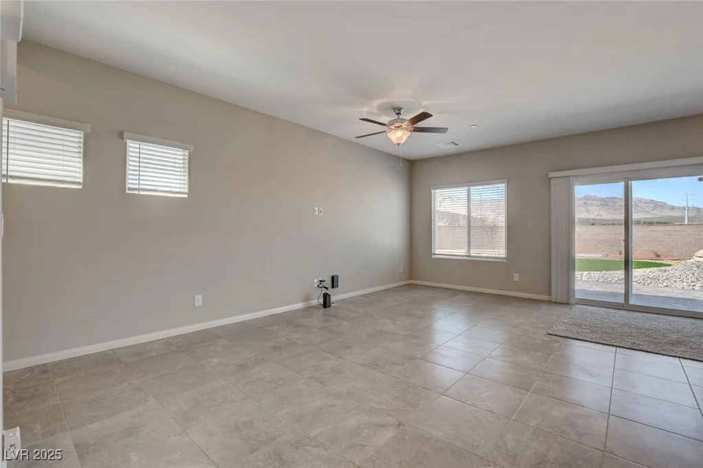 5341 Appledale, Las Vegas, NV 89166