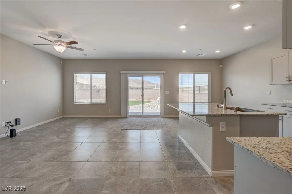 5341 Appledale, Las Vegas, NV 89166