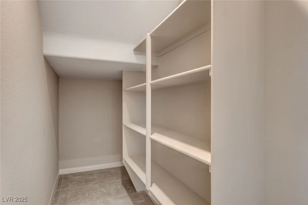 5341 Appledale, Las Vegas, NV 89166