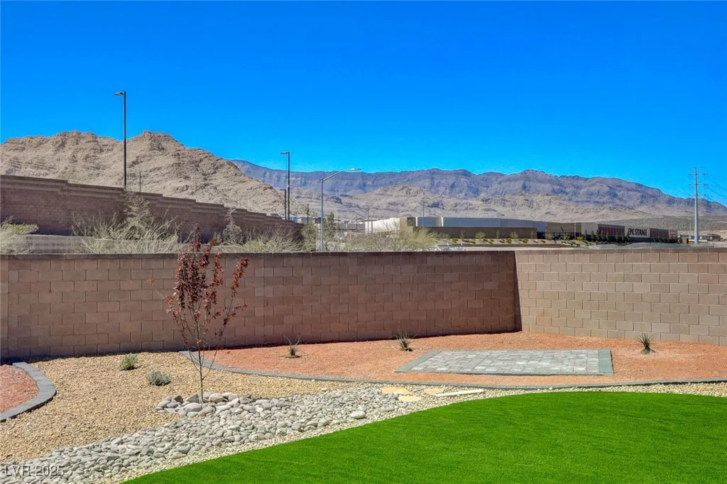 5341 Appledale, Las Vegas, NV 89166