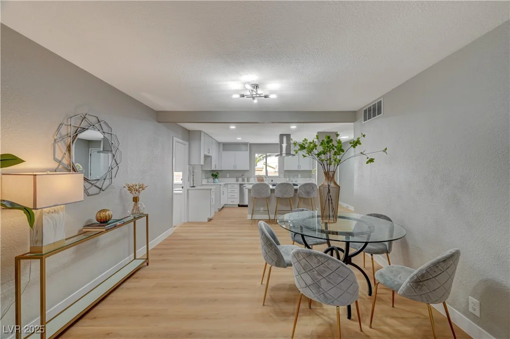 1729 Willowbrook, Las Vegas, NV 89106