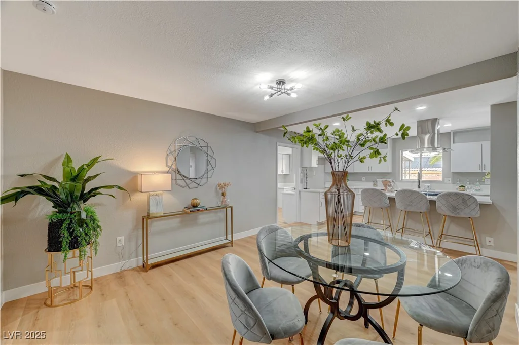 1729 Willowbrook, Las Vegas, NV 89106