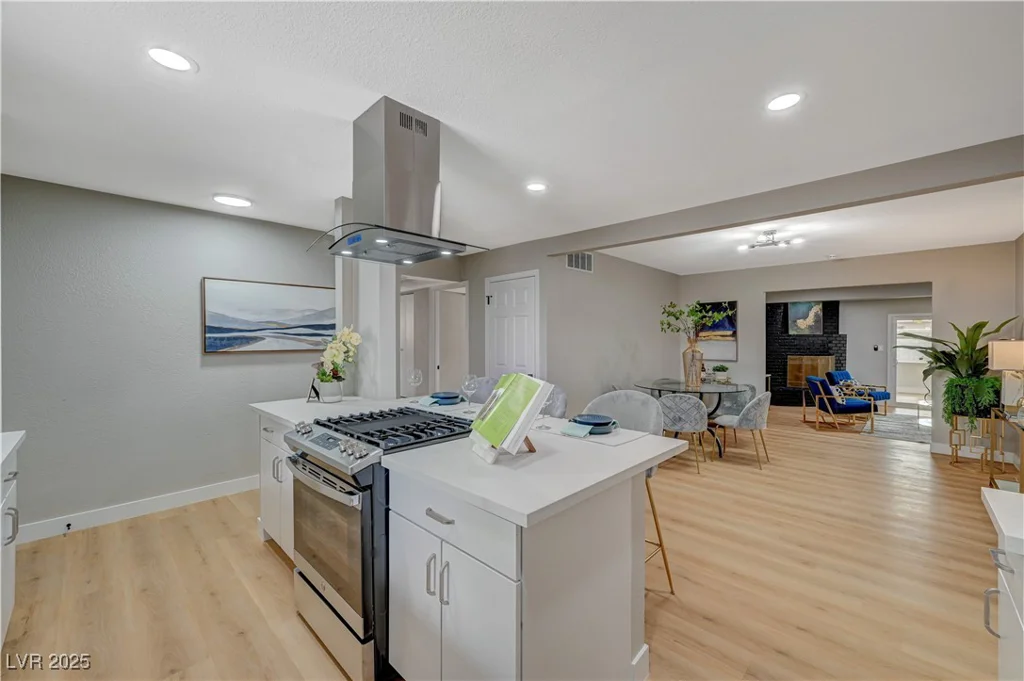 1729 Willowbrook, Las Vegas, NV 89106