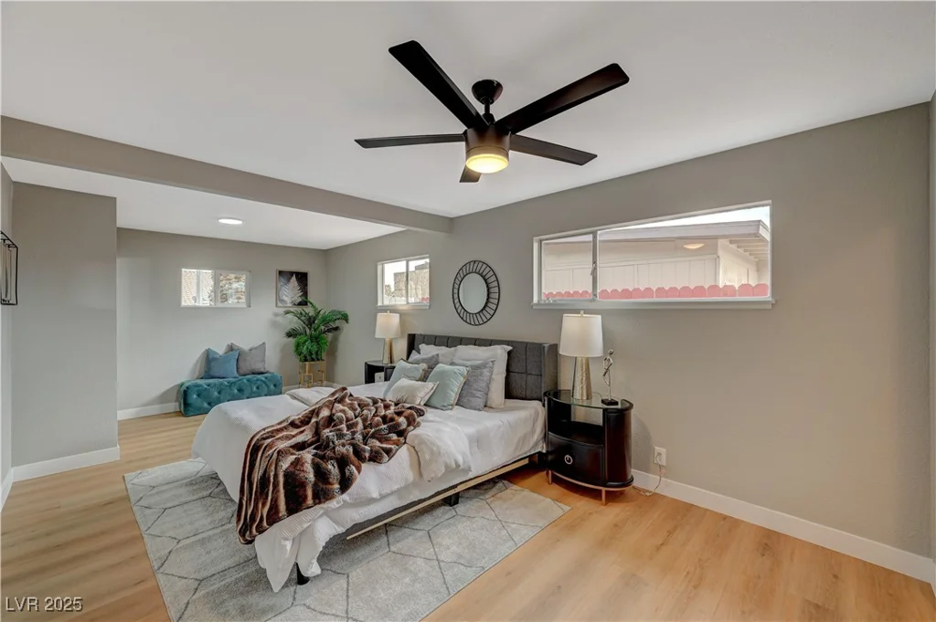 1729 Willowbrook, Las Vegas, NV 89106