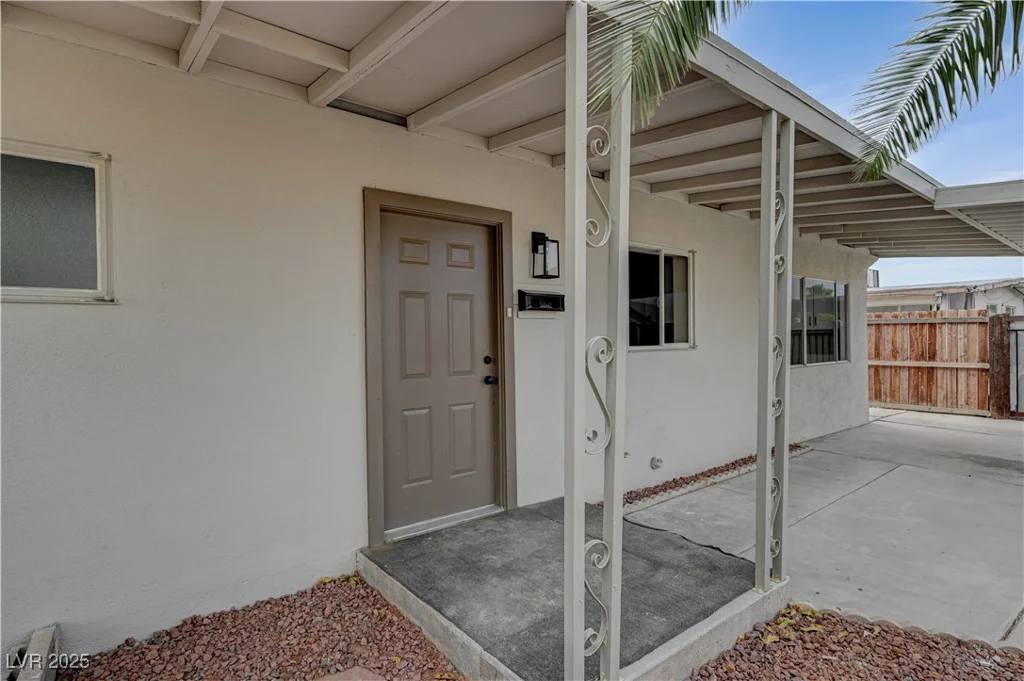 1729 Willowbrook, Las Vegas, NV 89106