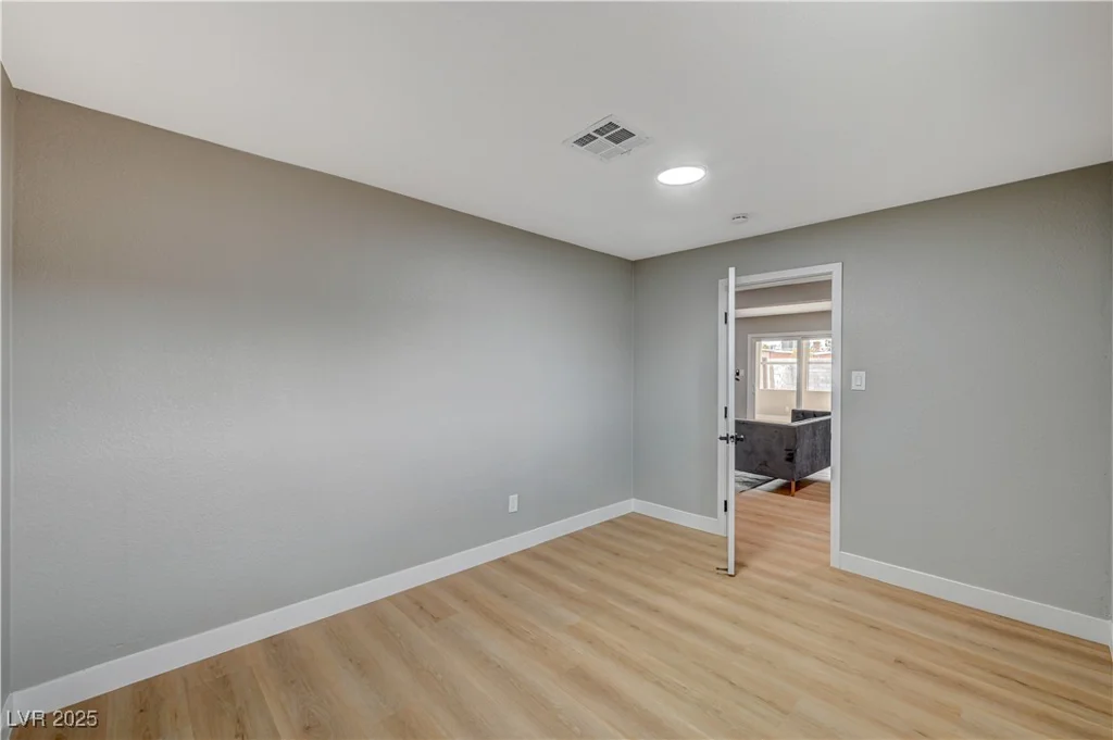 1729 Willowbrook, Las Vegas, NV 89106