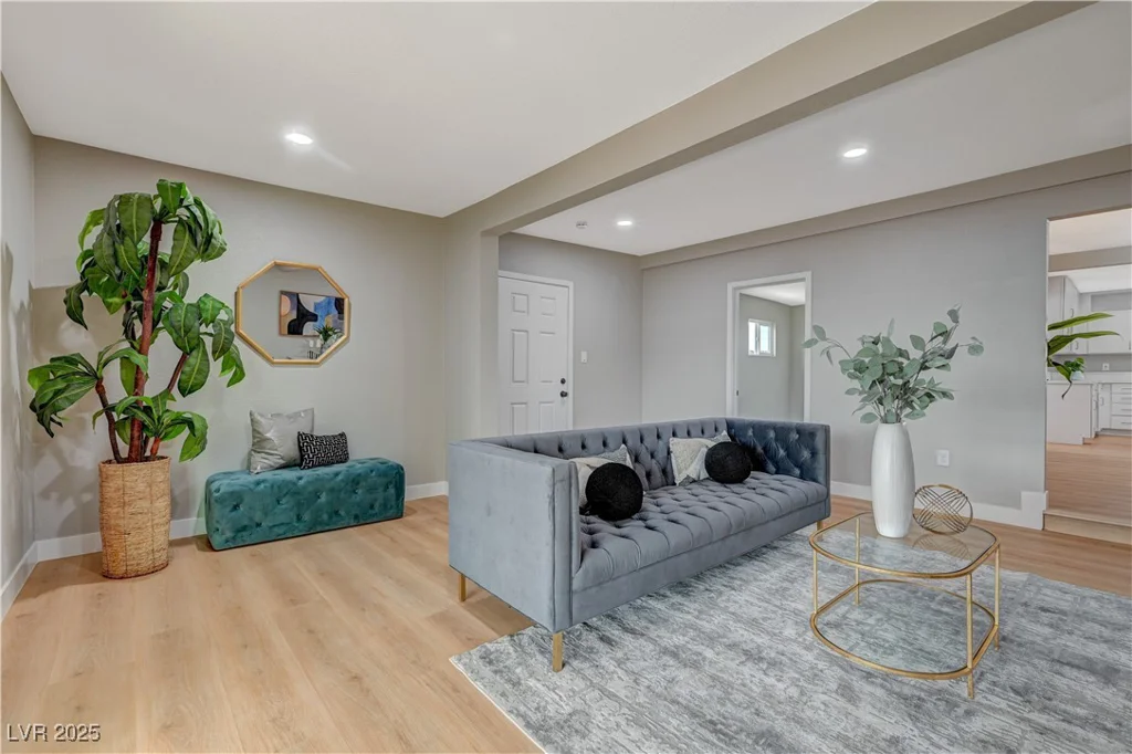 1729 Willowbrook, Las Vegas, NV 89106
