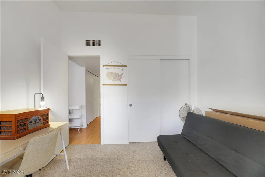 3125 Buffalo, Las Vegas, NV 89128