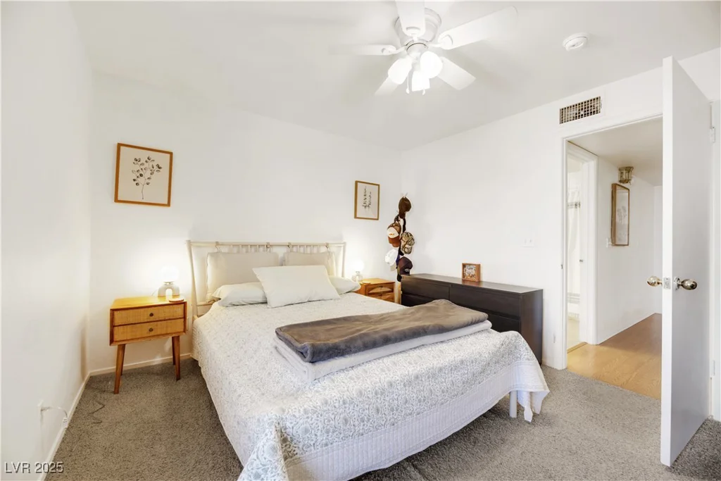3125 Buffalo, Las Vegas, NV 89128