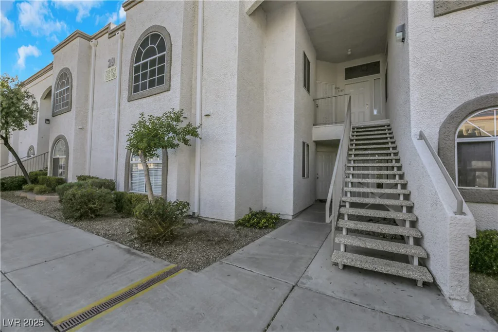 3125 Buffalo, Las Vegas, NV 89128