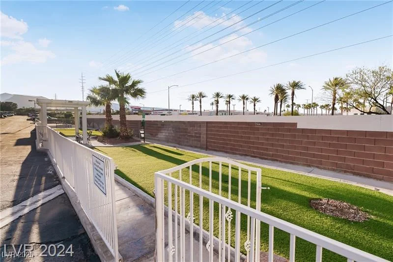 3125 Buffalo, Las Vegas, NV 89128