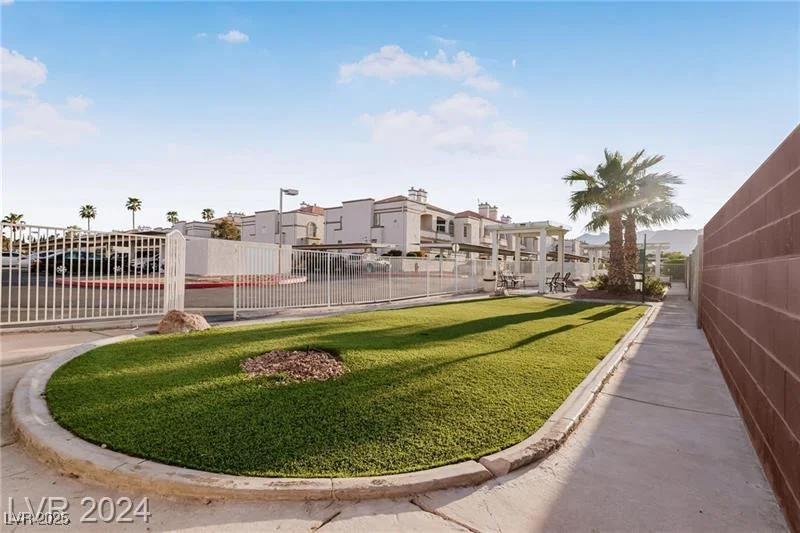 3125 Buffalo, Las Vegas, NV 89128