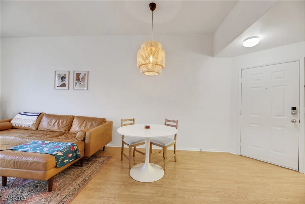 3125 Buffalo, Las Vegas, NV 89128