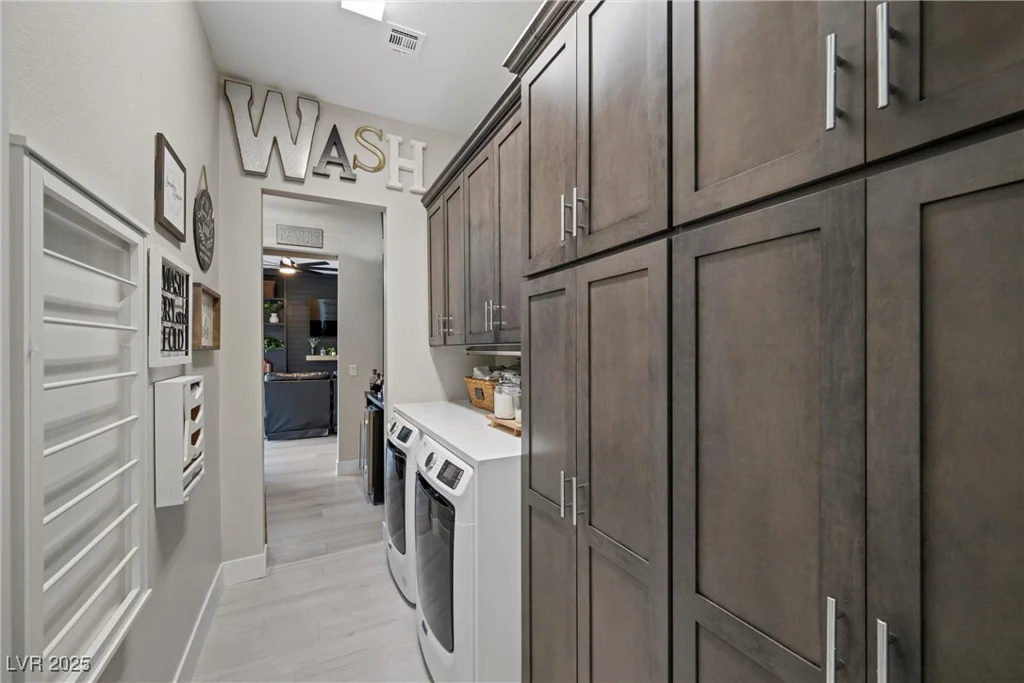 6833 Desert Crimson, Las Vegas, NV 89148
