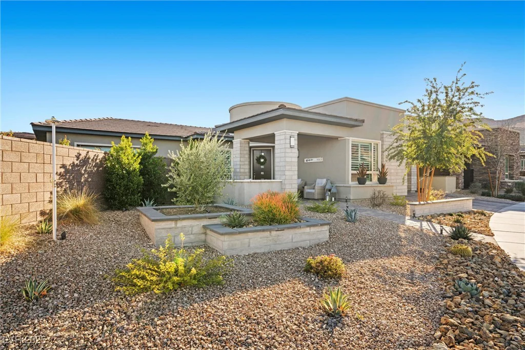 6833 Desert Crimson, Las Vegas, NV 89148