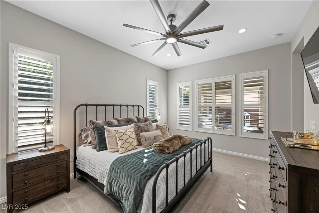 6833 Desert Crimson, Las Vegas, NV 89148