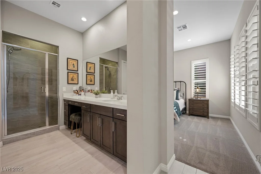 6833 Desert Crimson, Las Vegas, NV 89148